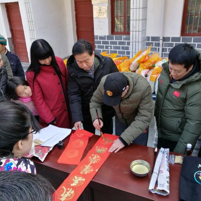 黄鑫星途璀璨，时代之光闪耀启航