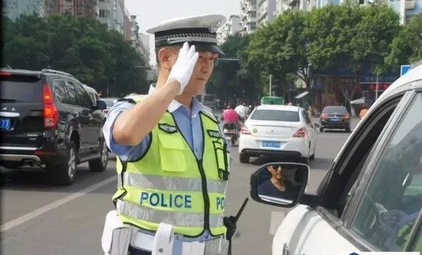 阆中最新交通事故报道,阆中最新交通事故报道，事故应对与报道指南