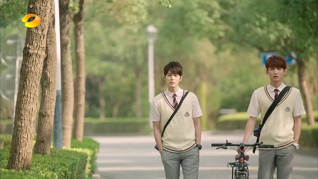 夏至夏末演员表揭晓，自信、变化与成长的励志故事展映在即
